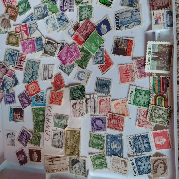Stamp collection - Picture 2 of 4